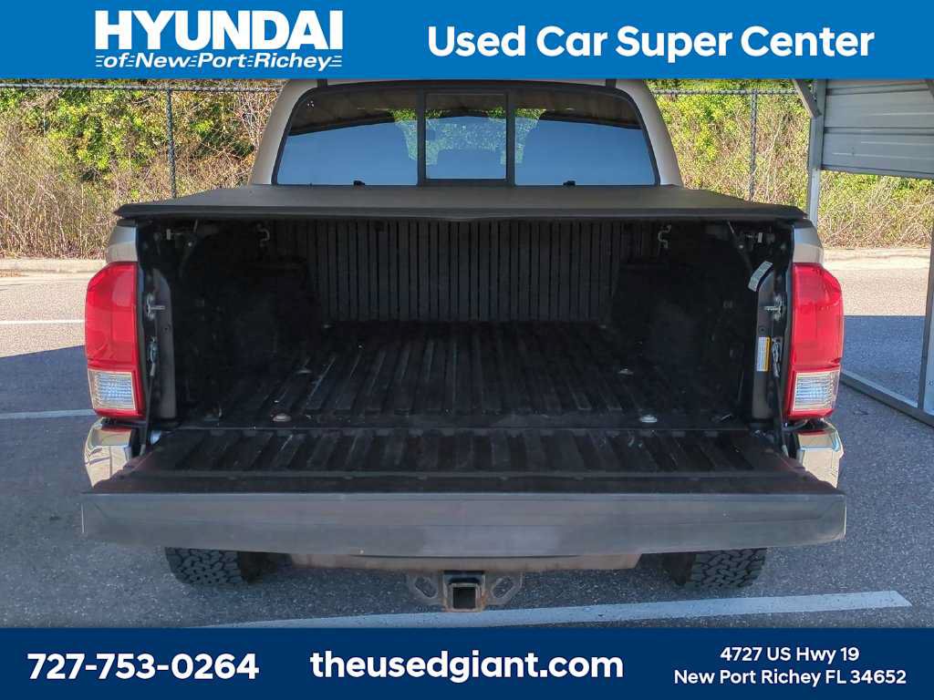 Used 2016 Toyota Tacoma SR5 w/ Towing Package RWD image 12