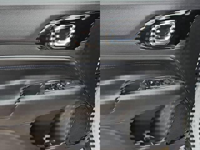 New 2026 Jeep Compass Latitude image 50