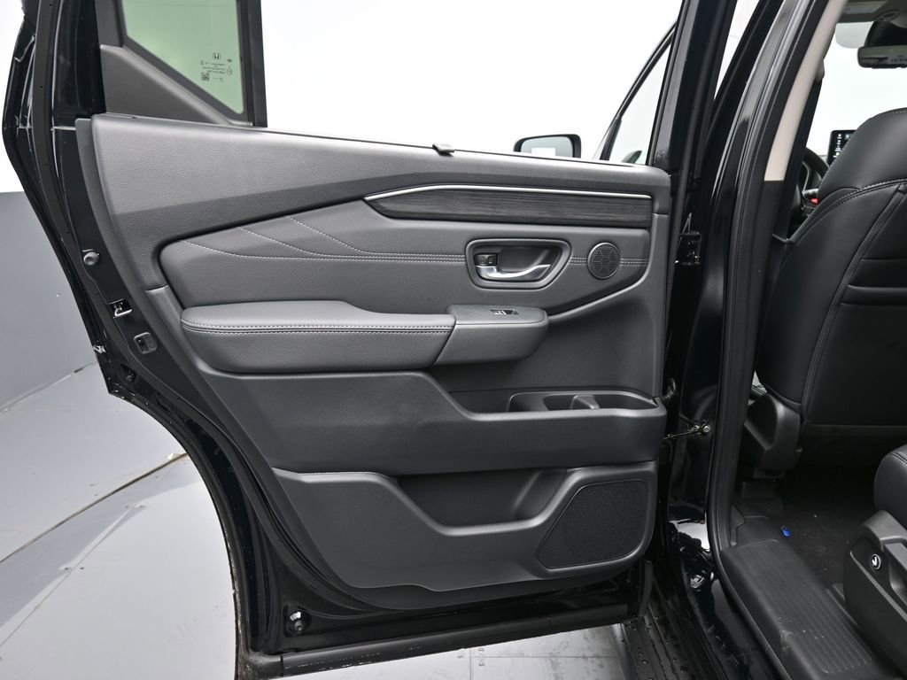New 2026 Honda Pilot Touring image 34