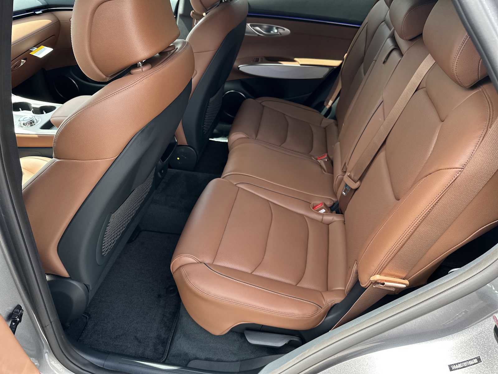 New 2026 Genesis GV70 2.5T Advanced w/ G1 Accessory Package image 21