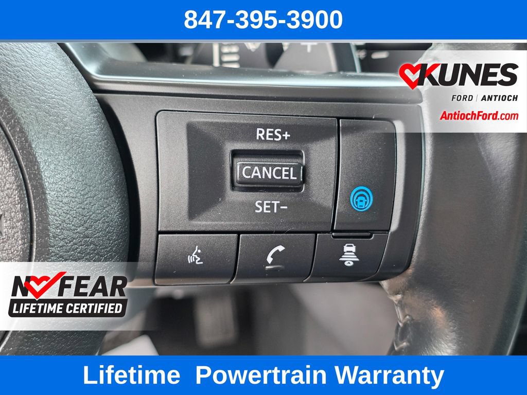 Used 2025 Nissan Pathfinder SV FWD image 42