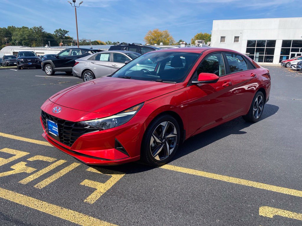 Certified 2023 Hyundai Elantra SEL w/ Convenience Package FWD image 6