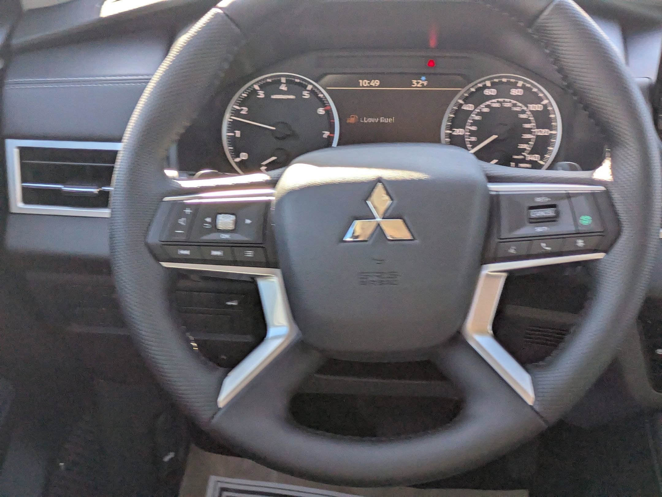 New 2026 Mitsubishi Outlander SE AWD/4WD image 19