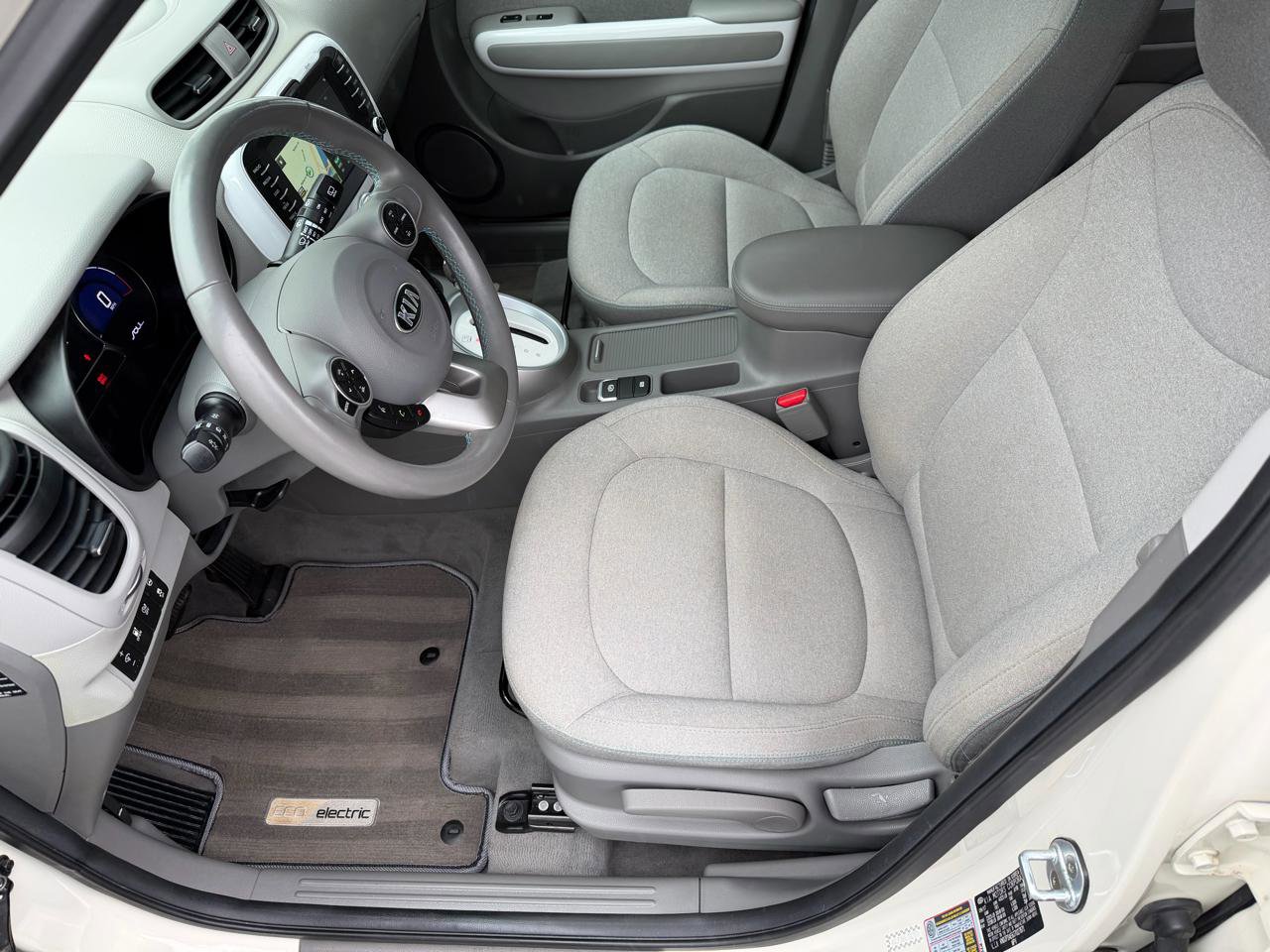 Used 2018 Kia Soul EV image 8