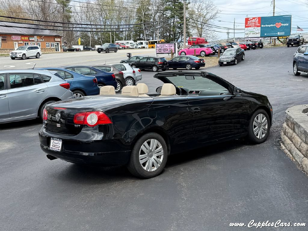 Used 2008 Volkswagen Eos 2.0T FWD image 9