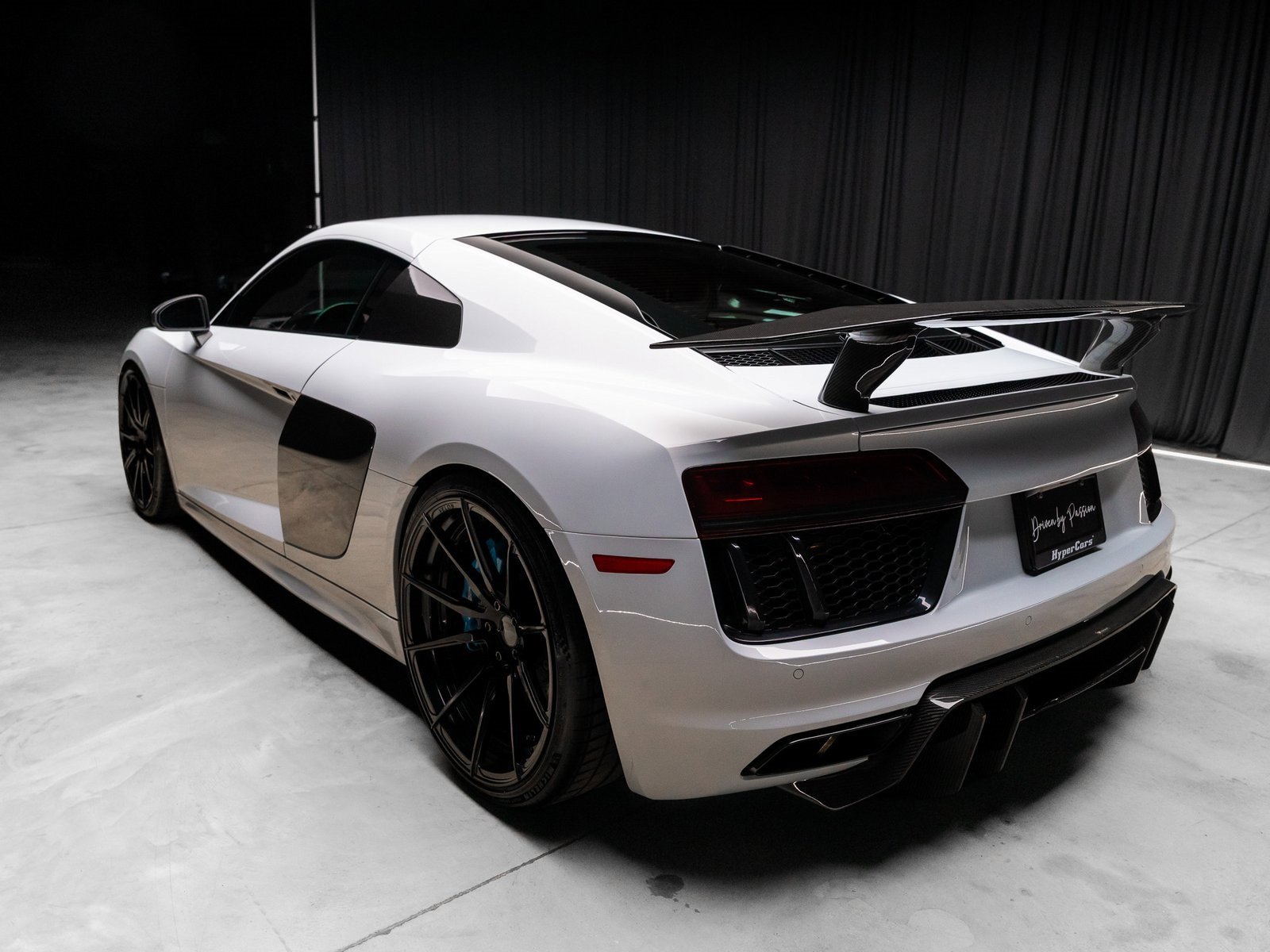 Used 2017 Audi R8 V10 plus image 15