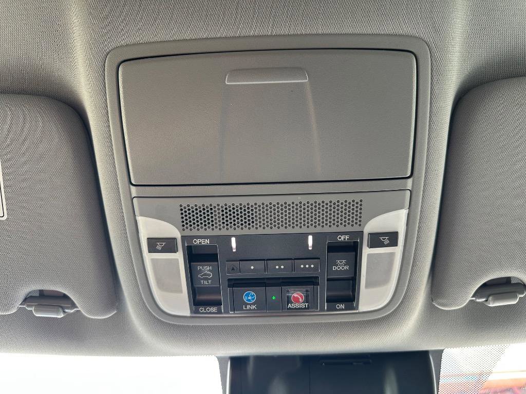 Used 2020 Acura MDX FWD w/ Technology Package image 15