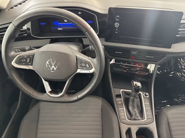 Used 2025 Volkswagen Jetta S image 28