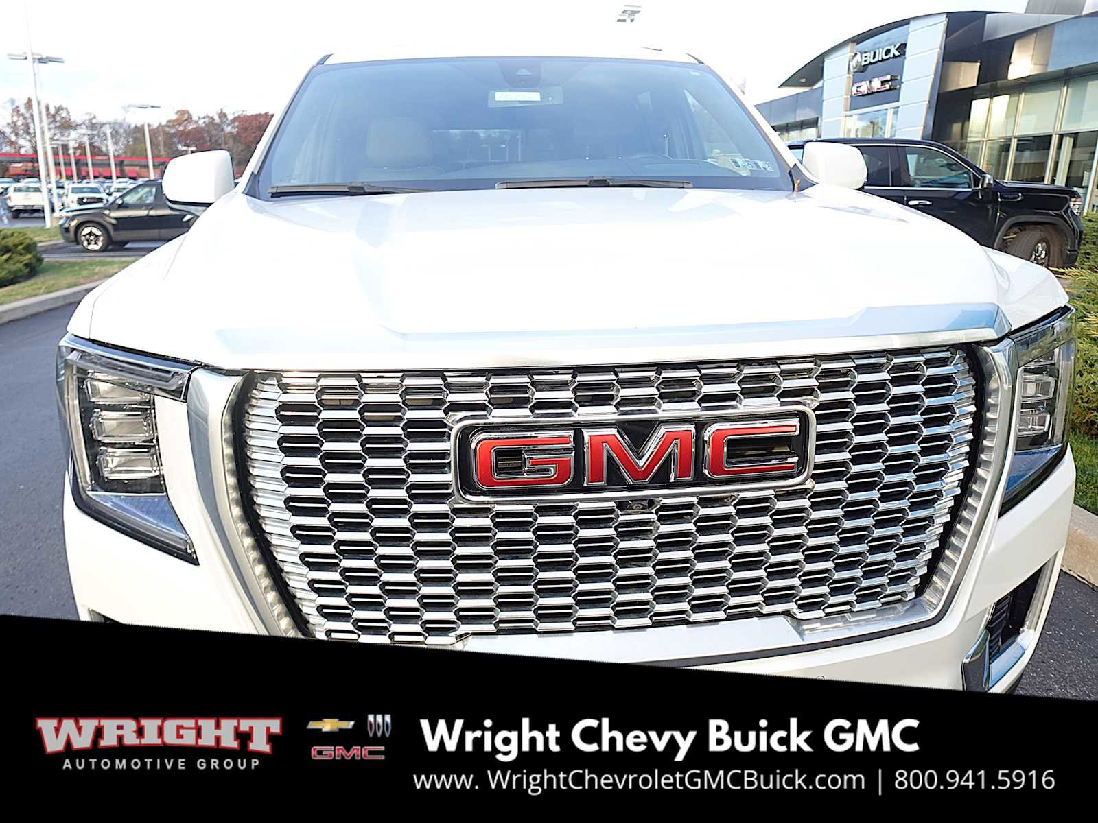 Used 2022 GMC Yukon Denali w/ Max Trailering Package image 8