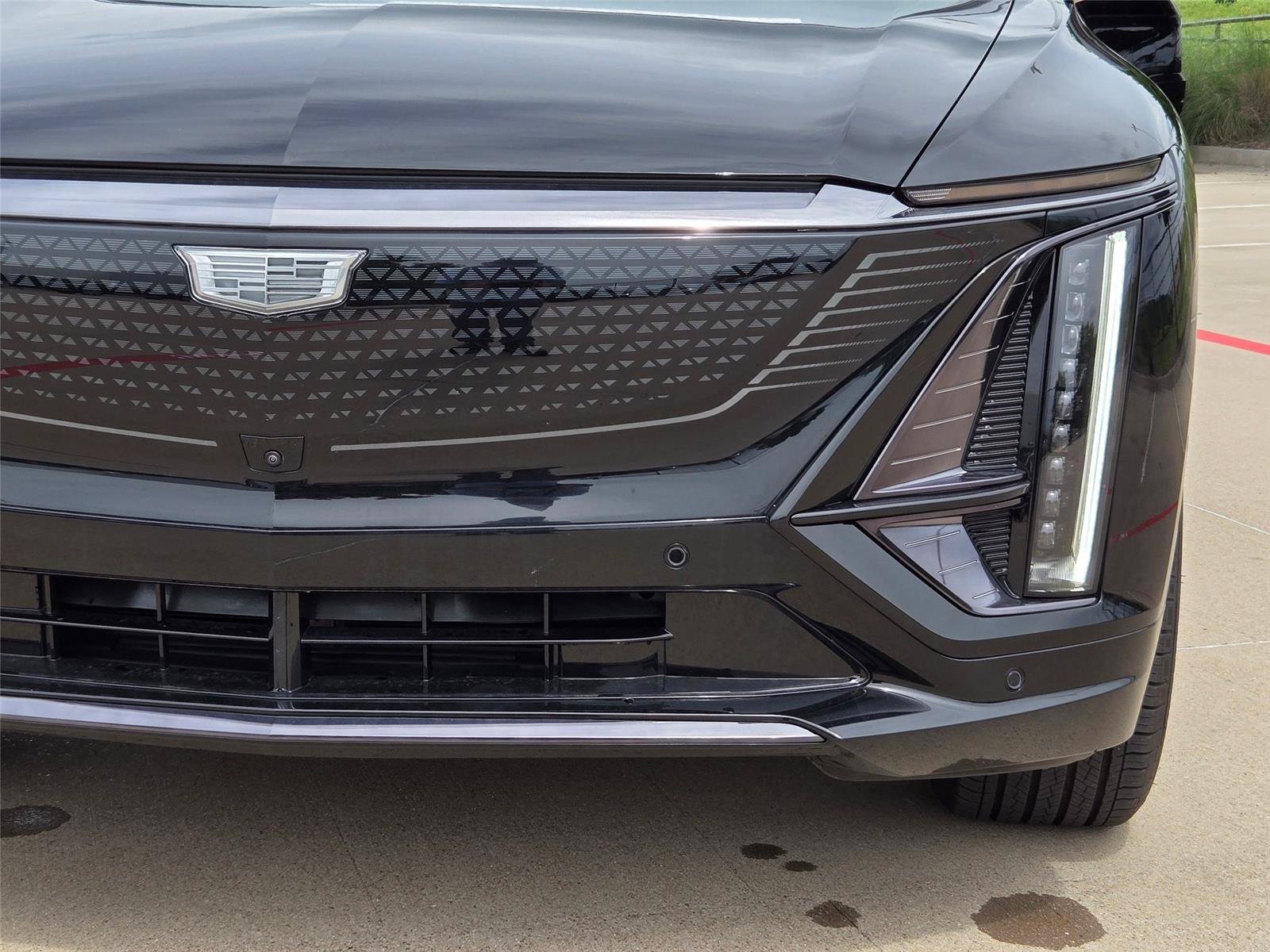 New 2026 Cadillac Lyriq Premium Sport w/ LPO, Floor Liner Package AWD/4WD image 6