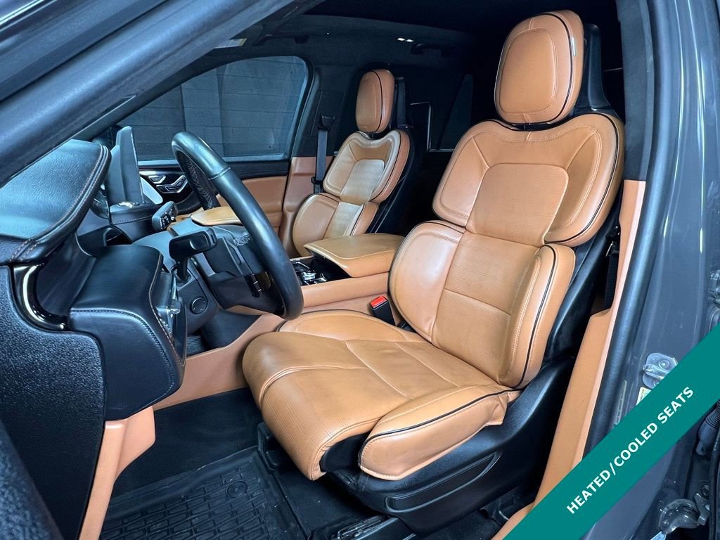 Used 2023 Lincoln Aviator Black Label Grand Touring w/ Class IV Trailer Tow Package AWD/4WD image 3