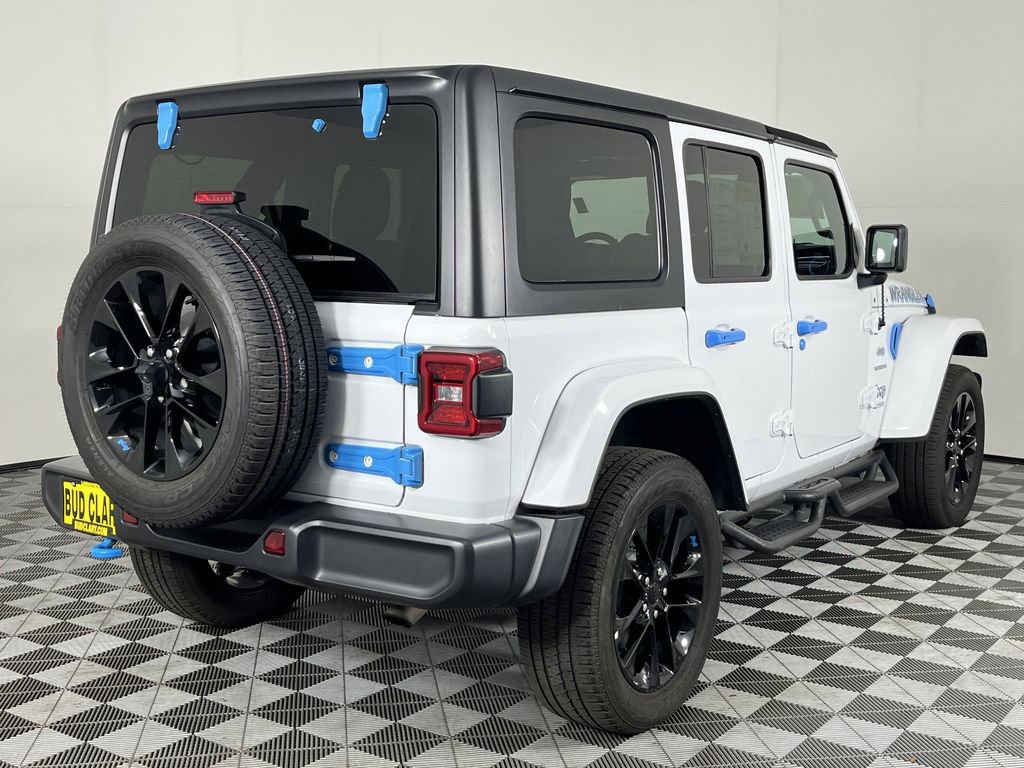Used 2022 Jeep Wrangler Unlimited Sahara image 6