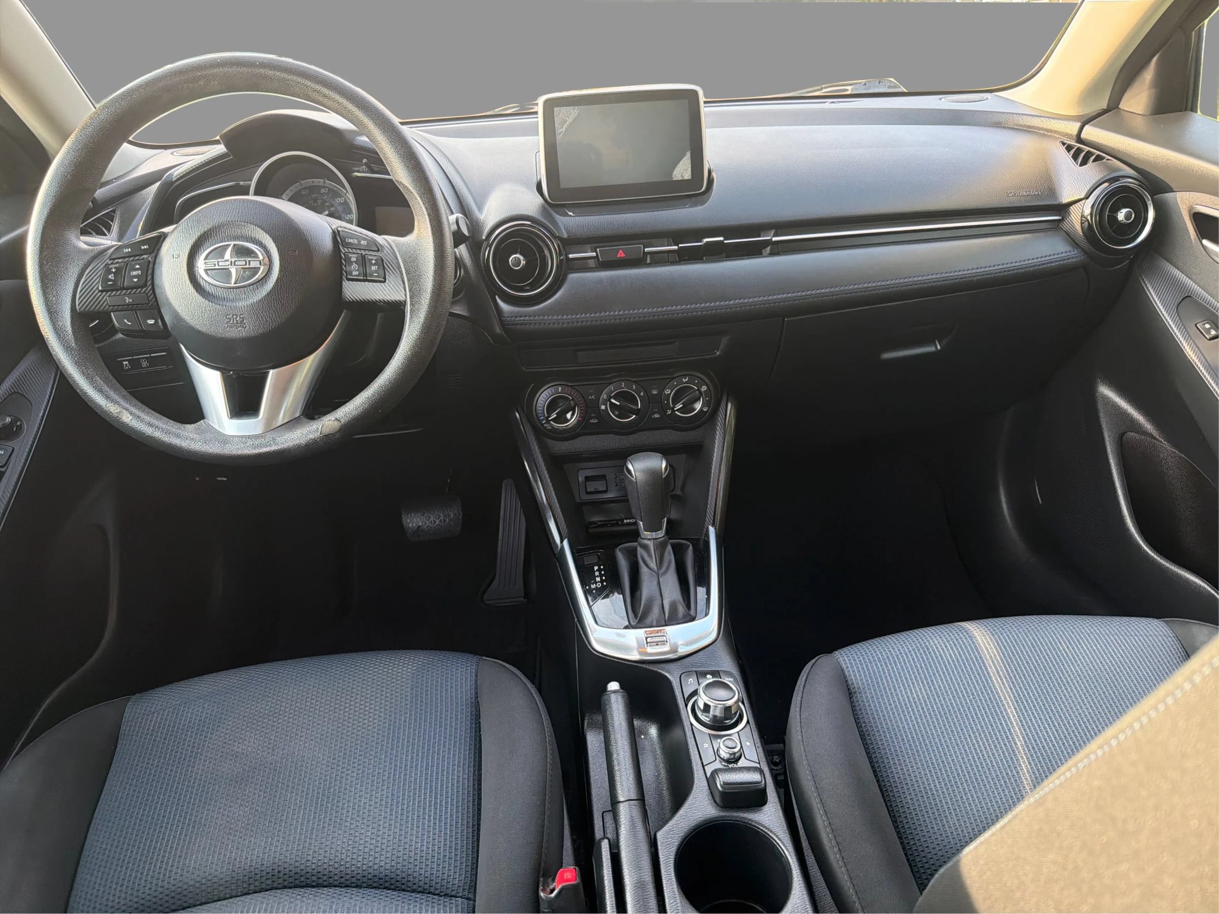 Used 2016 Scion iA FWD image 16