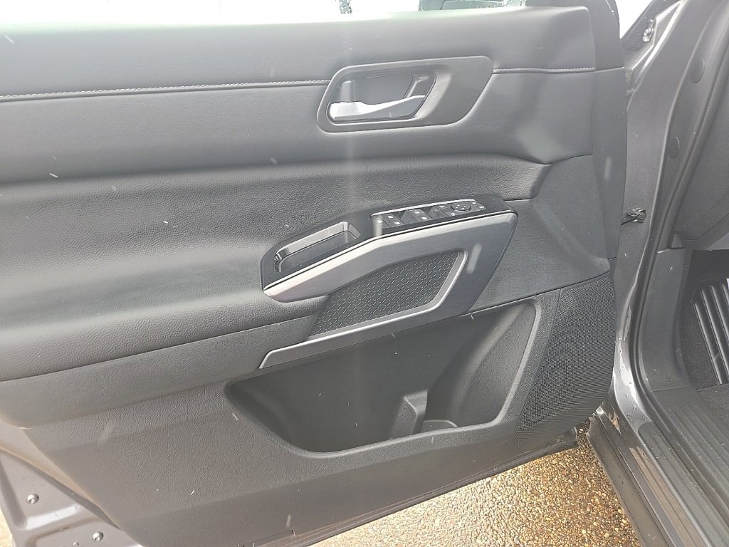 New 2026 Nissan Pathfinder SL w/ SL Premium Package image 13