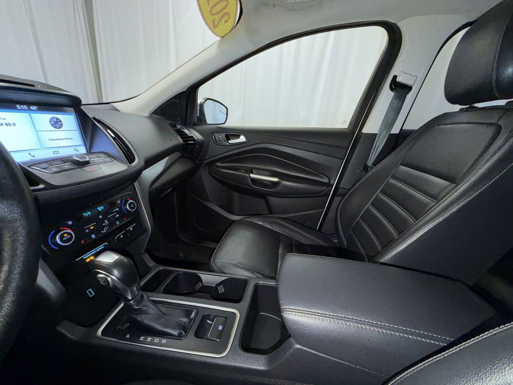 Used 2018 Ford Escape SEL image 20