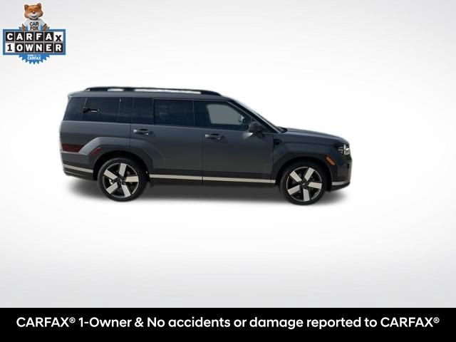 Used 2024 Hyundai Santa Fe Limited FWD image 2