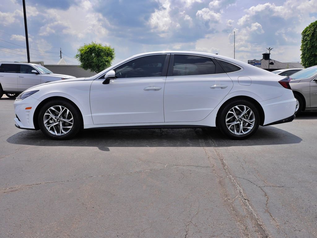 Used 2023 Hyundai Sonata SEL w/ Convenience Package FWD image 4