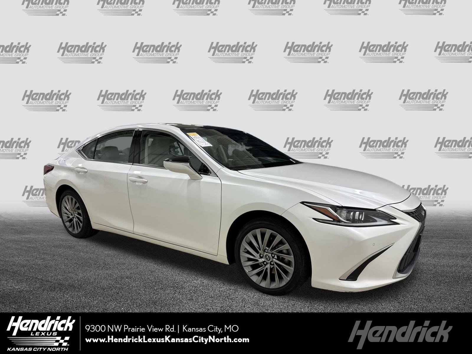 Used 2023 Lexus ES 350 w/ Accessory Package (Z2) FWD image 1