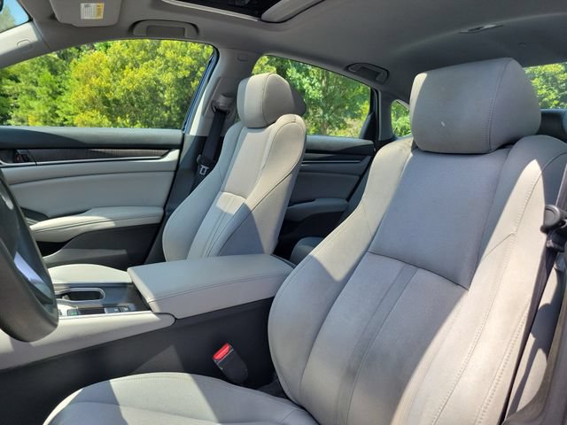 Used 2020 Honda Accord EX image 12