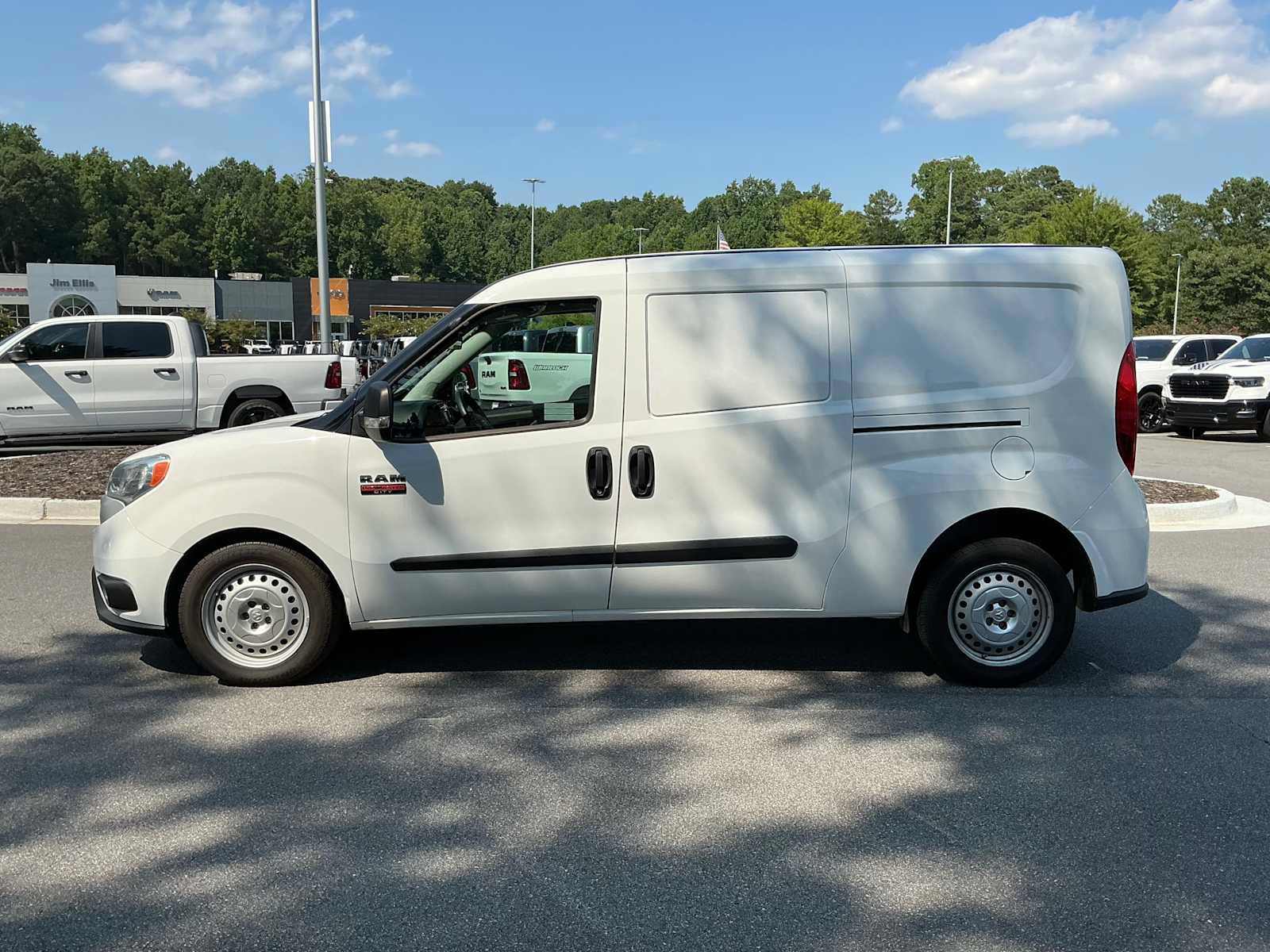 Used 2022 RAM ProMaster City Tradesman FWD image 2