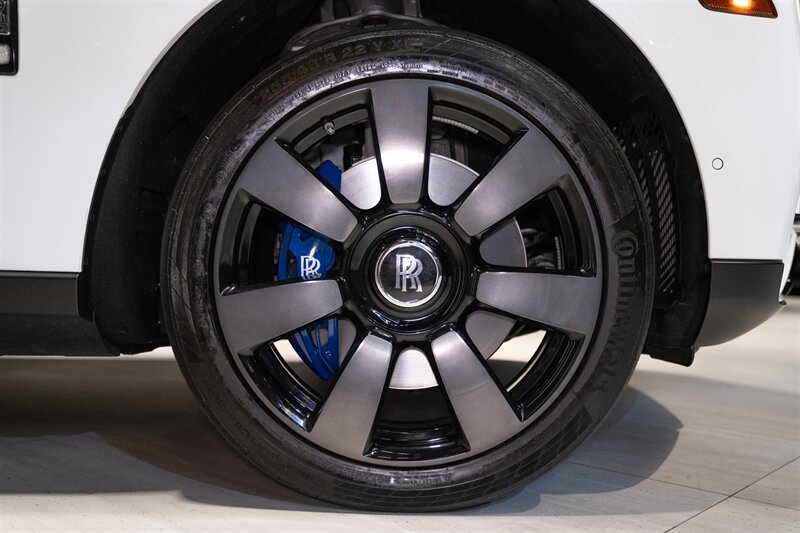 Used 2023 Rolls-Royce Cullinan AWD/4WD image 26