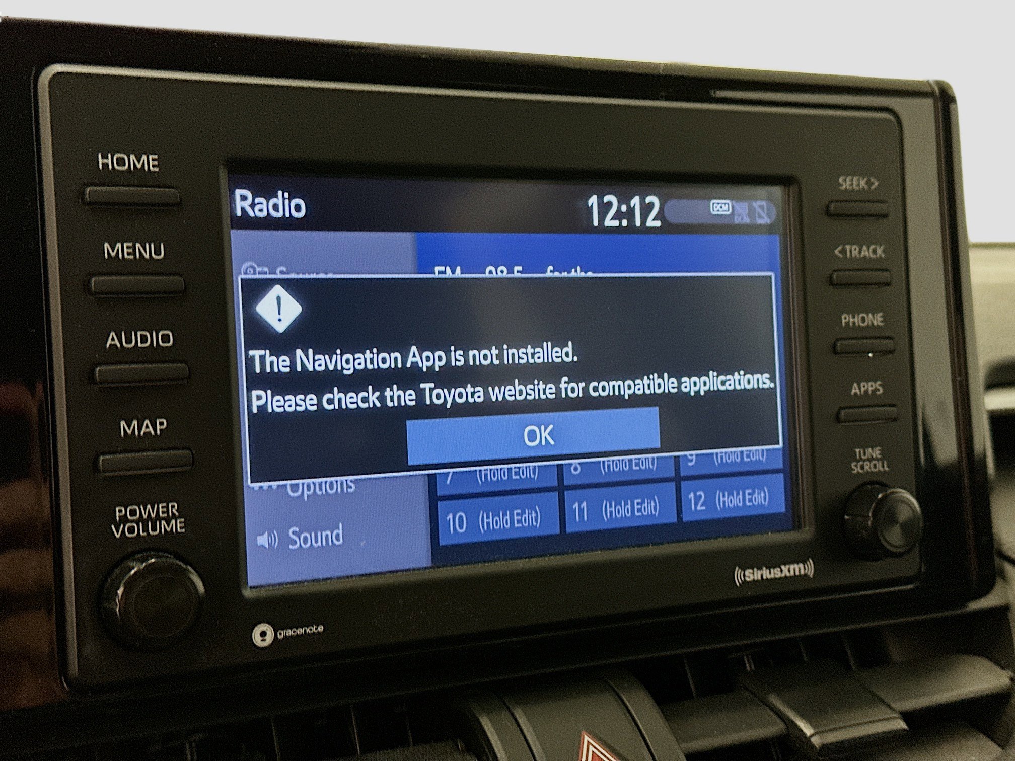 Used 2021 Toyota RAV4 XLE image 22