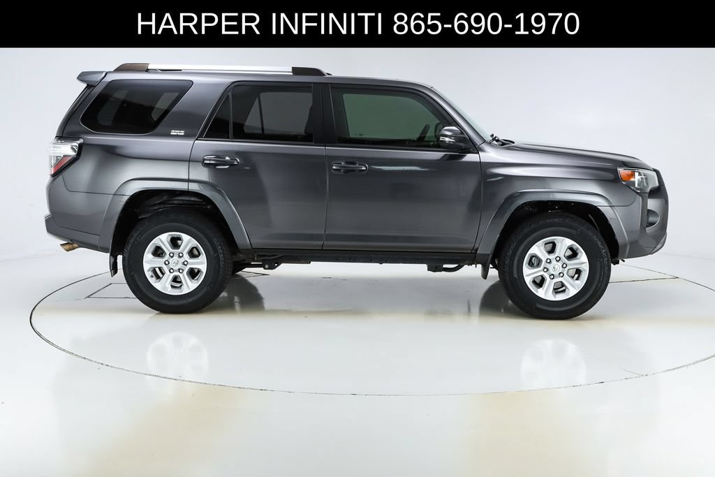 Used 2020 Toyota 4Runner SR5 Premium w/ Moonroof Package AWD/4WD image 11