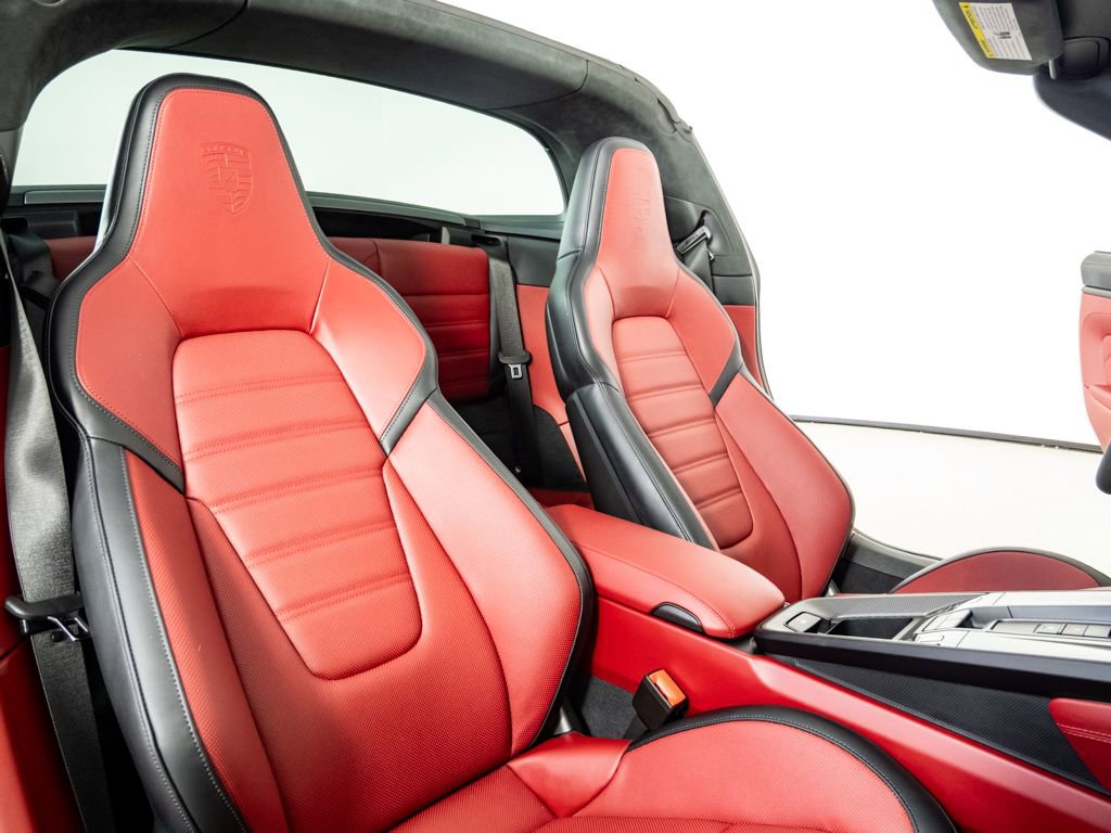 Certified 2025 Porsche 911 Targa 4 GTS image 21