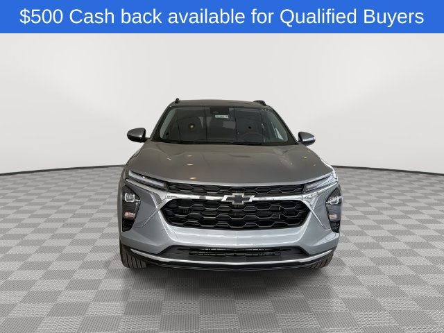 New 2026 Chevrolet Trax LT w/ Driver Confidence Package FWD image 3