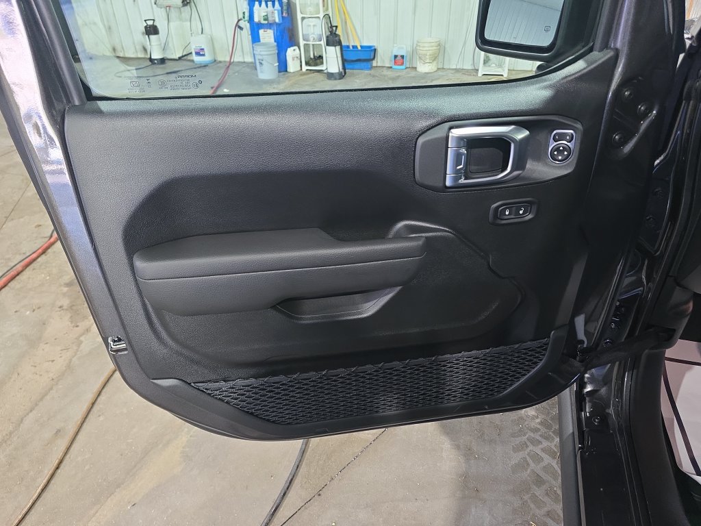 New 2027 Jeep Gladiator Sport AWD/4WD image 12