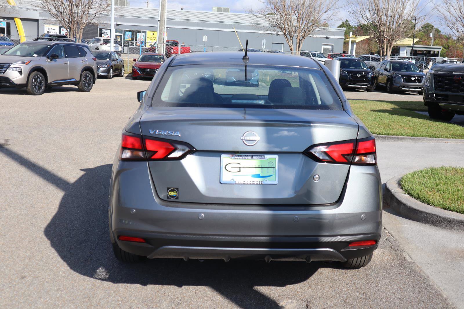 Used 2025 Nissan Versa S w/ Trunk Package image 5