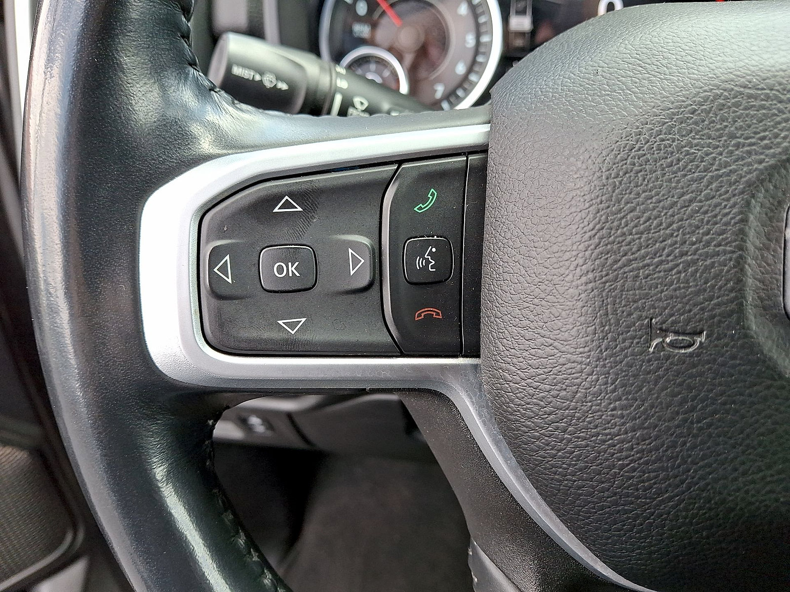 Used 2022 RAM 1500 Big Horn AWD/4WD image 17