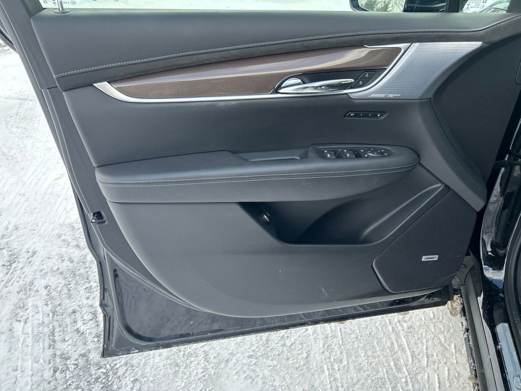 Used 2023 Cadillac XT6 Premium Luxury w/ Platinum Package image 9