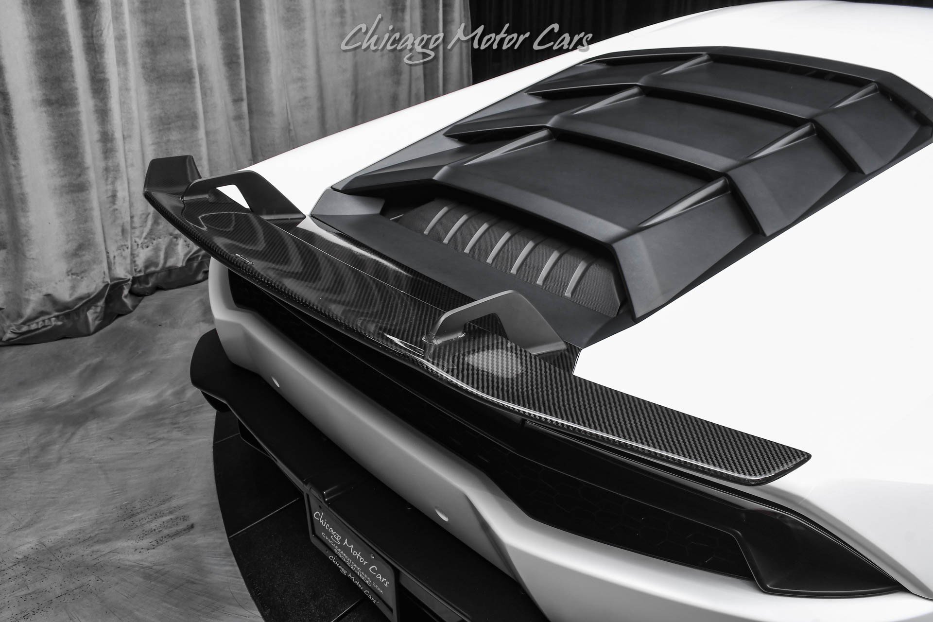 Used 2016 Lamborghini Huracan LP 610-4 AWD/4WD image 32