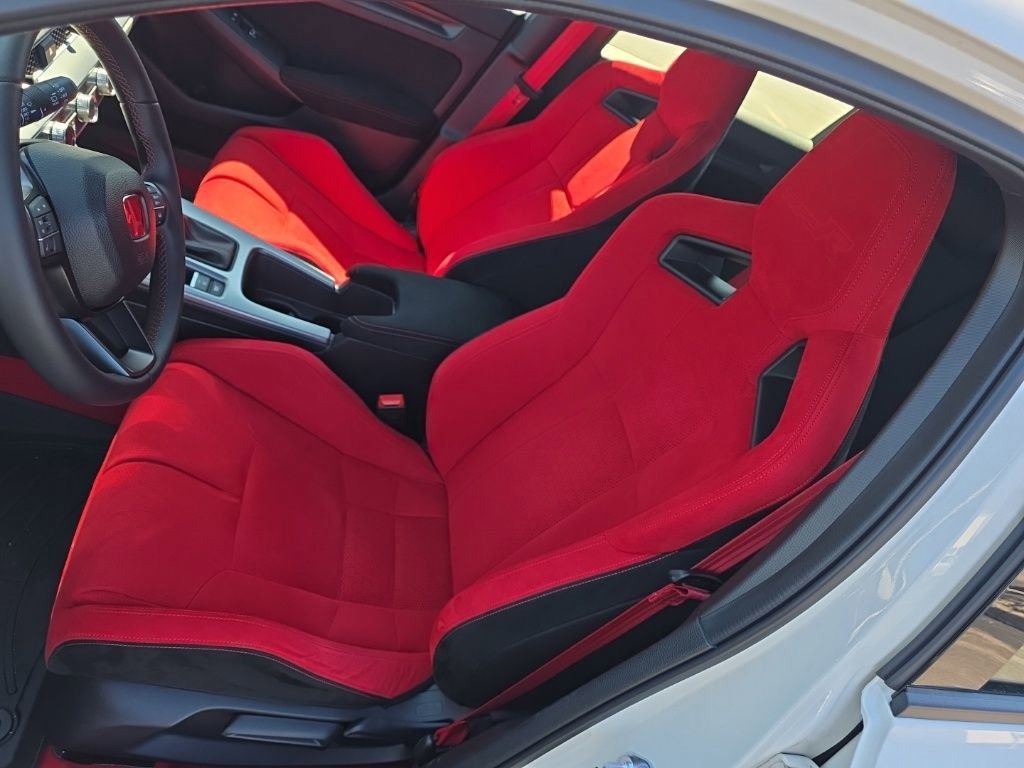 Used 2025 Honda Civic Type R image 10