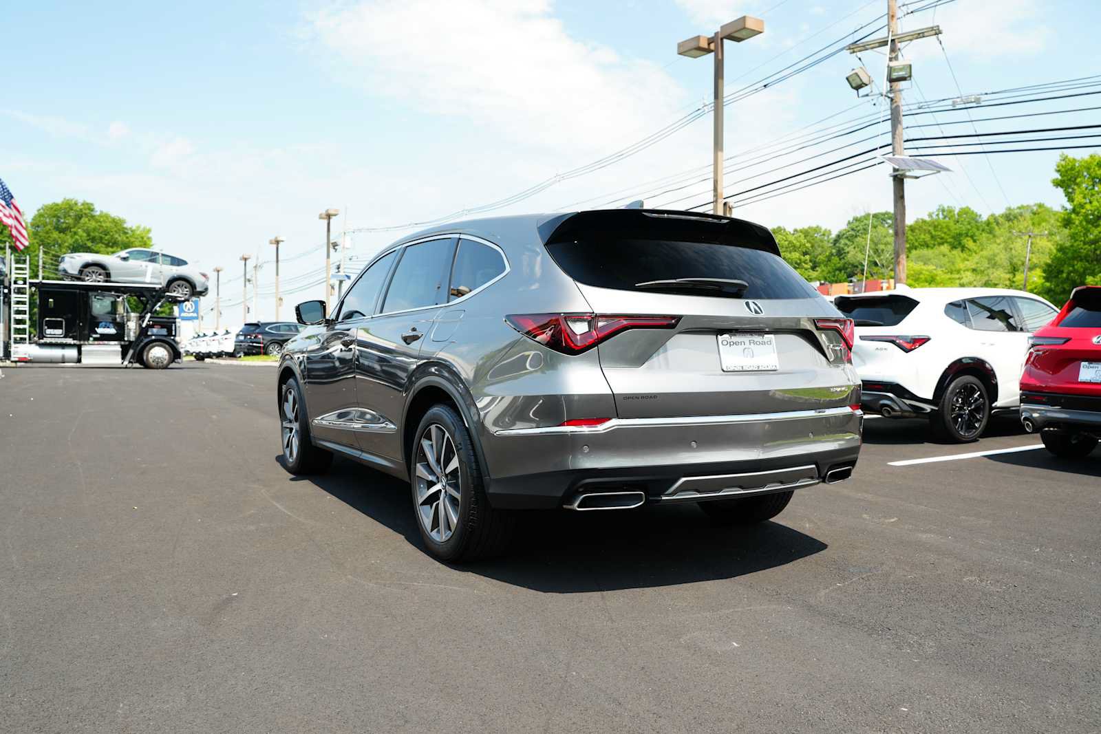 Certified 2026 Acura MDX w/ Technology Package AWD/4WD image 5