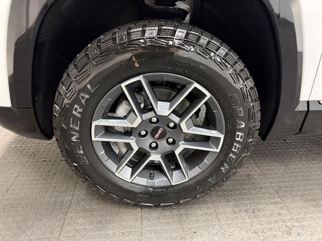New 2026 GMC Terrain AT4 AWD/4WD image 10