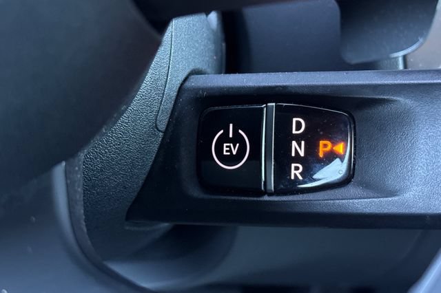 Certified 2024 Kia EV9 Light Long Range RWD image 30