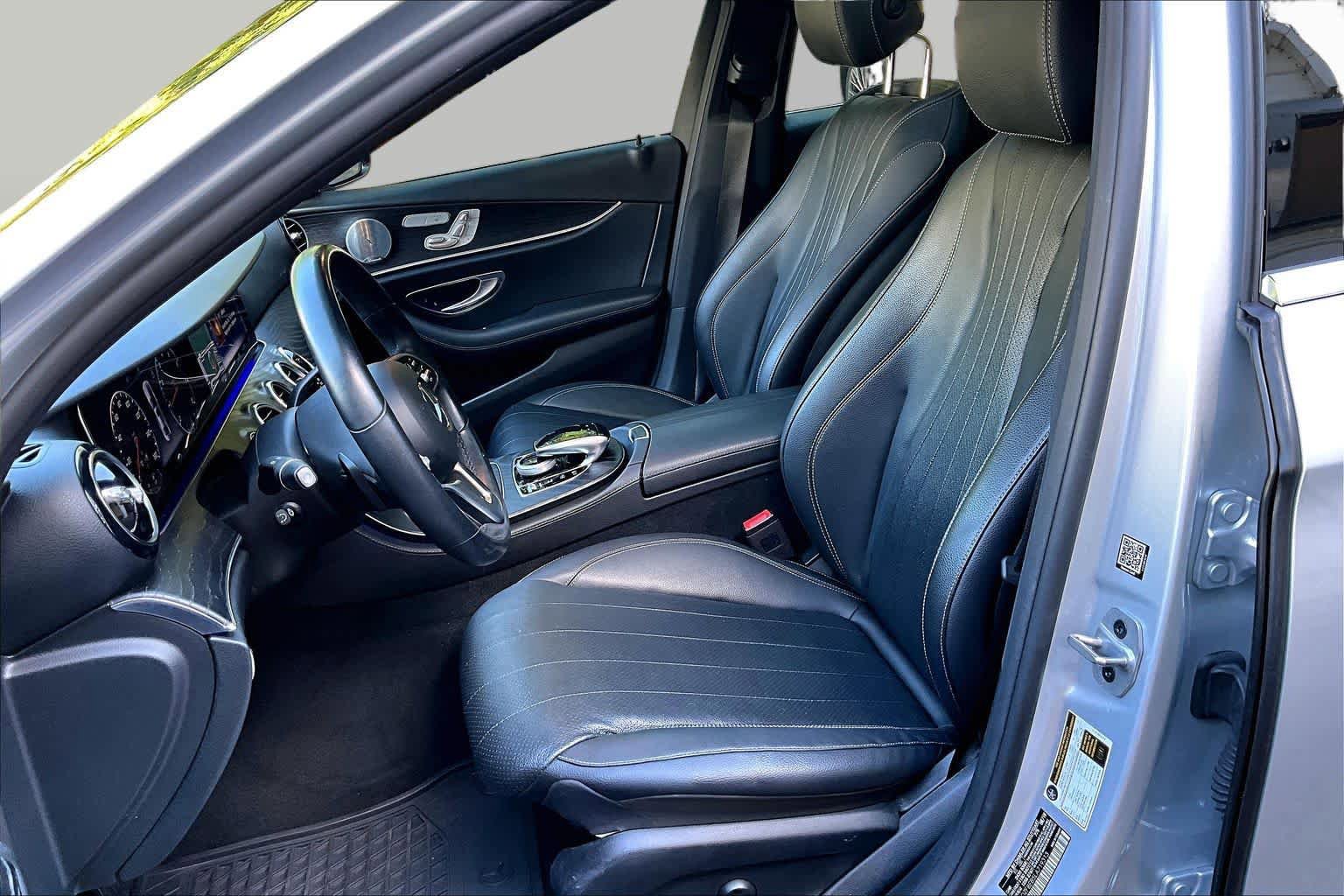 Used 2020 Mercedes-Benz E 350 4MATIC Sedan image 8