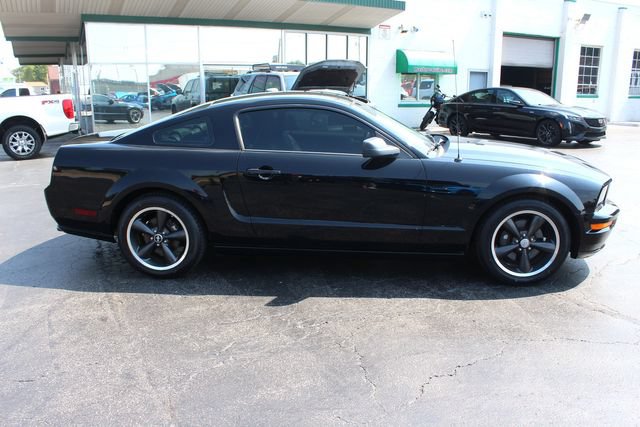 Used 2008 Ford Mustang GT Premium RWD image 7