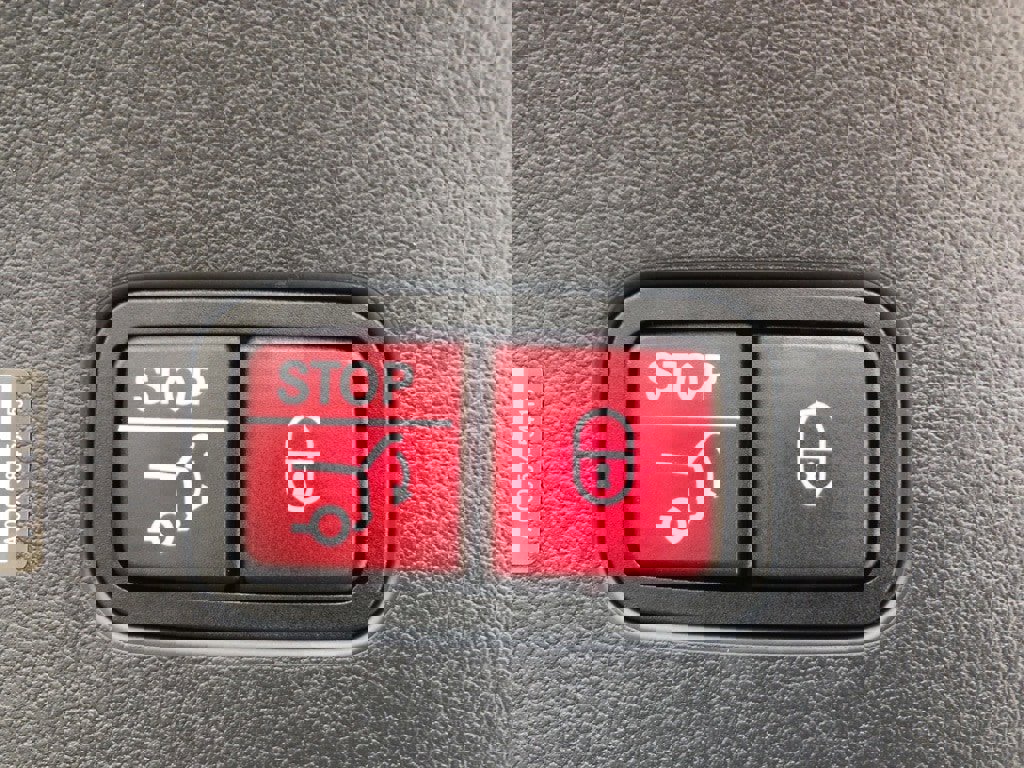 New 2026 Mercedes-Benz GLC 300 4MATIC image 38