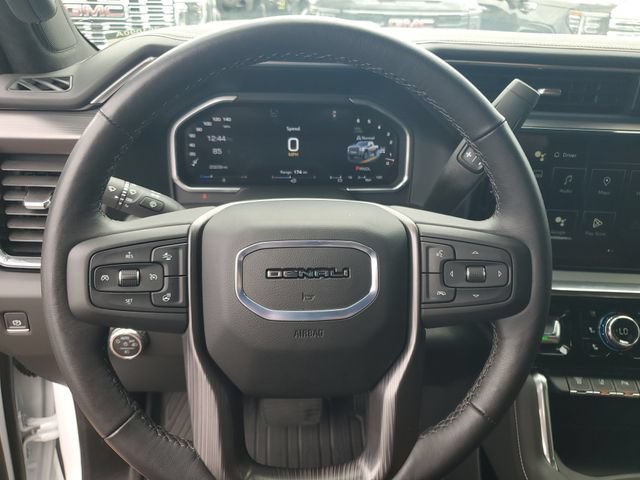 Used 2026 GMC Sierra 2500 Denali Ultimate AWD/4WD image 11