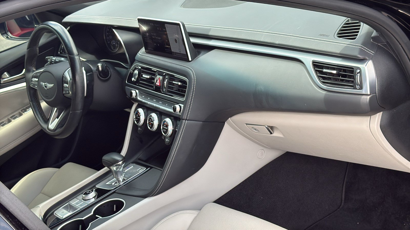 Used 2023 Genesis G70 2.0T RWD image 28