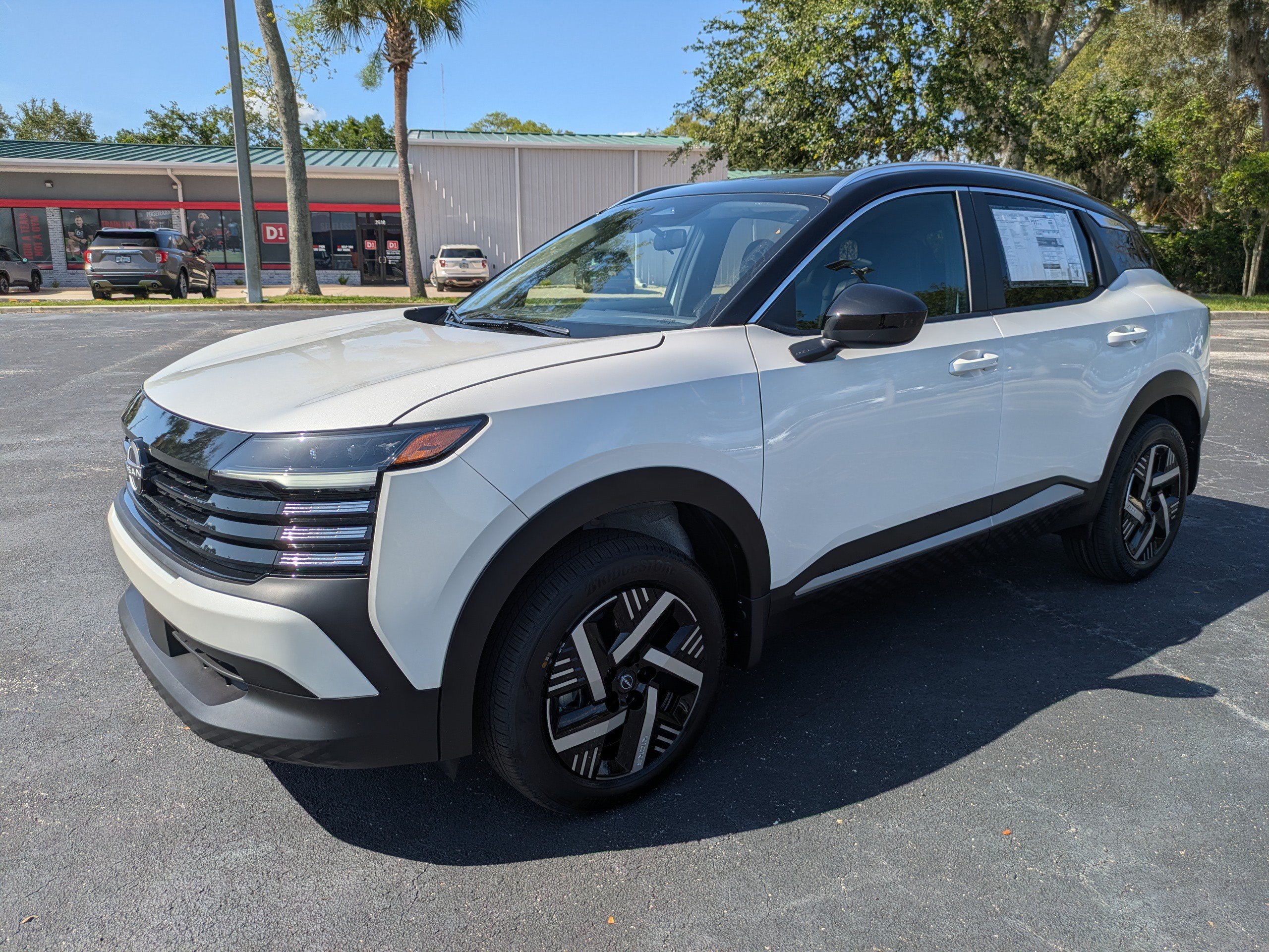 New 2026 Nissan Kicks SV w/ SV Premium Package FWD image 9