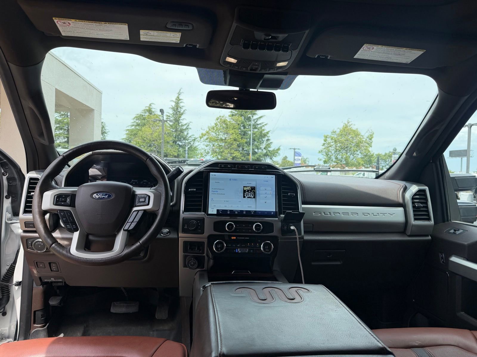 Used 2022 Ford F350 King Ranch w/ King Ranch Ultimate Package AWD/4WD image 11