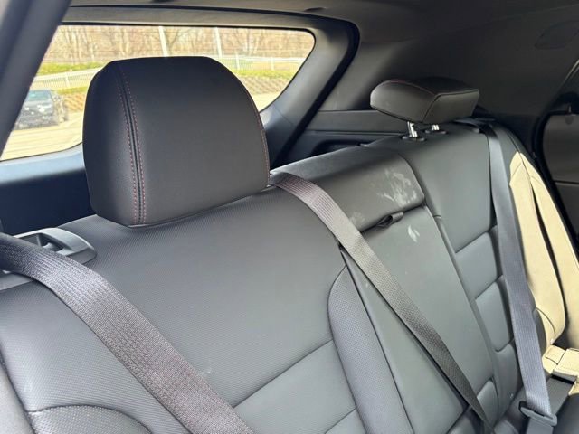 Used 2025 Chevrolet TrailBlazer RS w/ Convenience Package AWD/4WD image 29