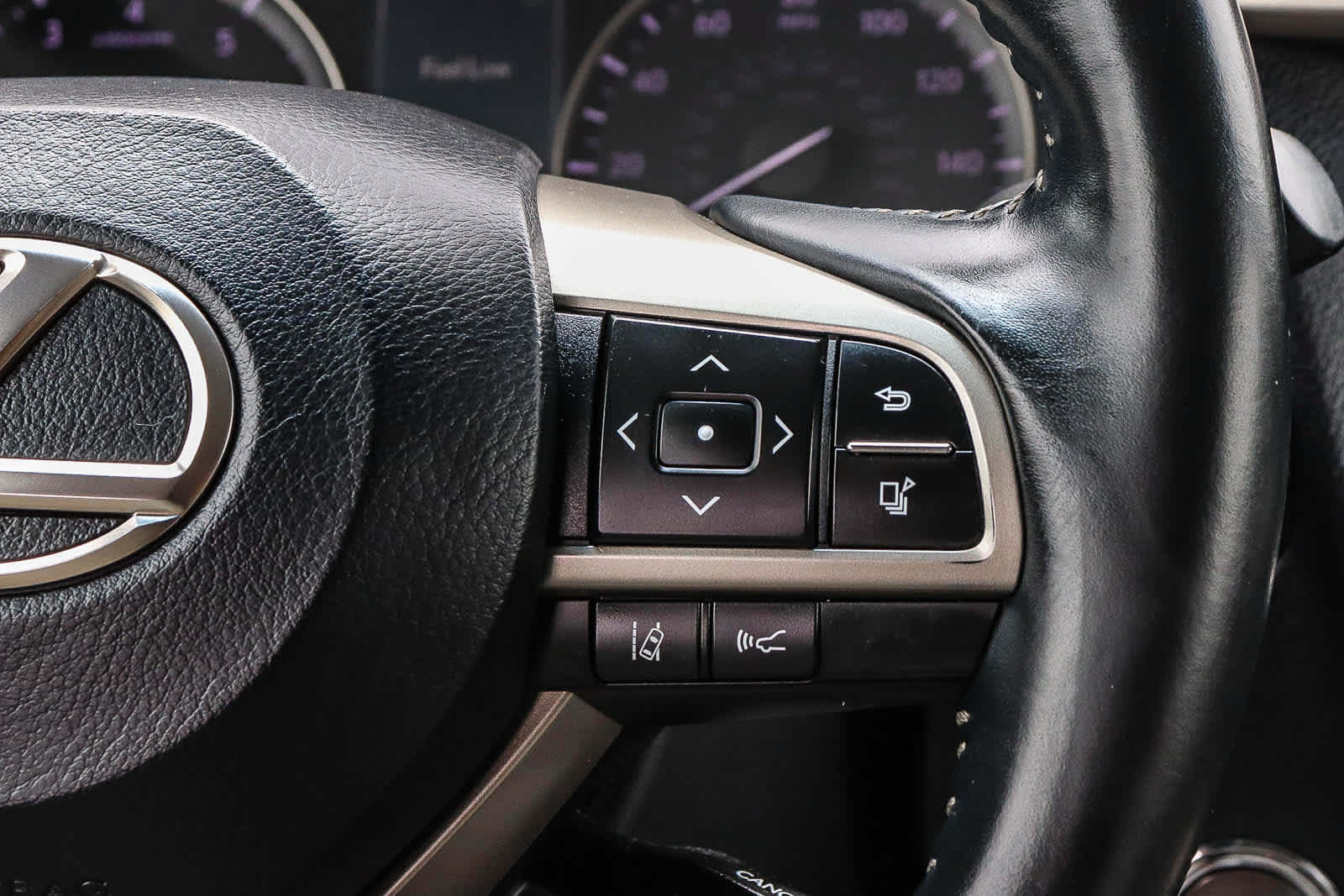 Used 2017 Lexus RX 350 FWD w/ Premium Package image 23