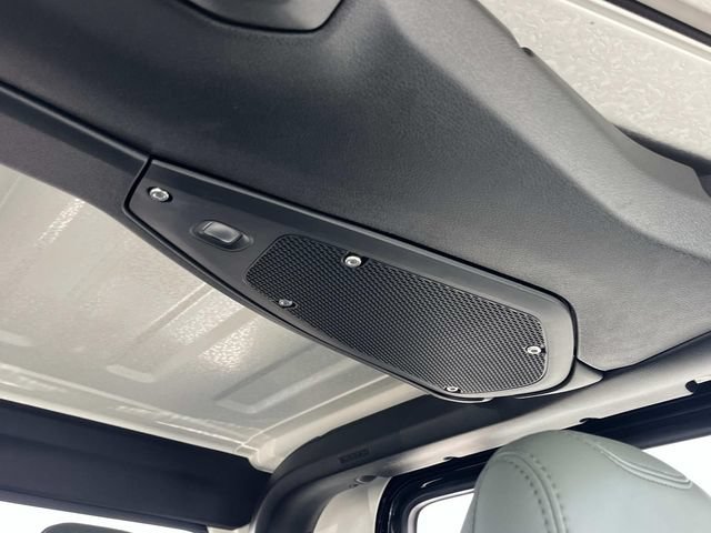 New 2026 Jeep Gladiator Mojave AWD/4WD image 33