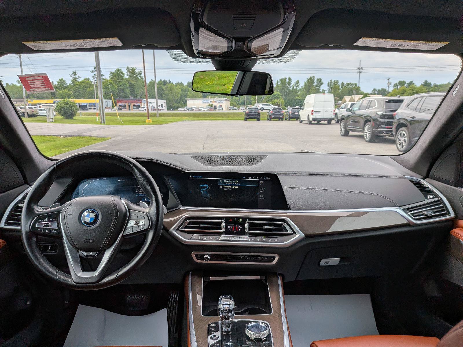 Used 2022 BMW X5 xDrive45e w/ Executive Package AWD/4WD image 21