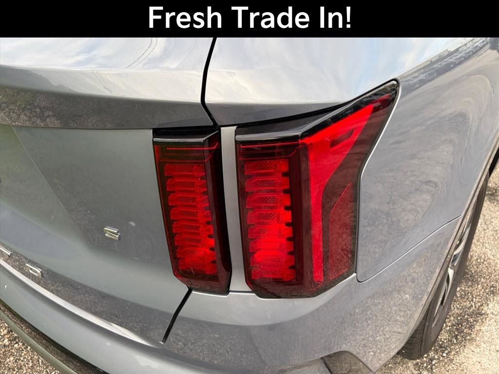 Used 2021 Kia Sorento S w/ Panoramic Sunroof Package FWD image 10